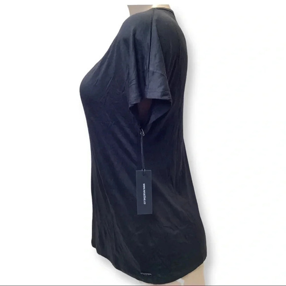 Alexis Ren Size Large Revolve Trap Crewneck Black Tee New With Tags - Picture 2 of 3